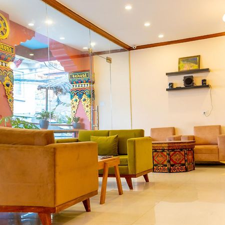 Hotel Yakroo Manang Катманду Екстериор снимка