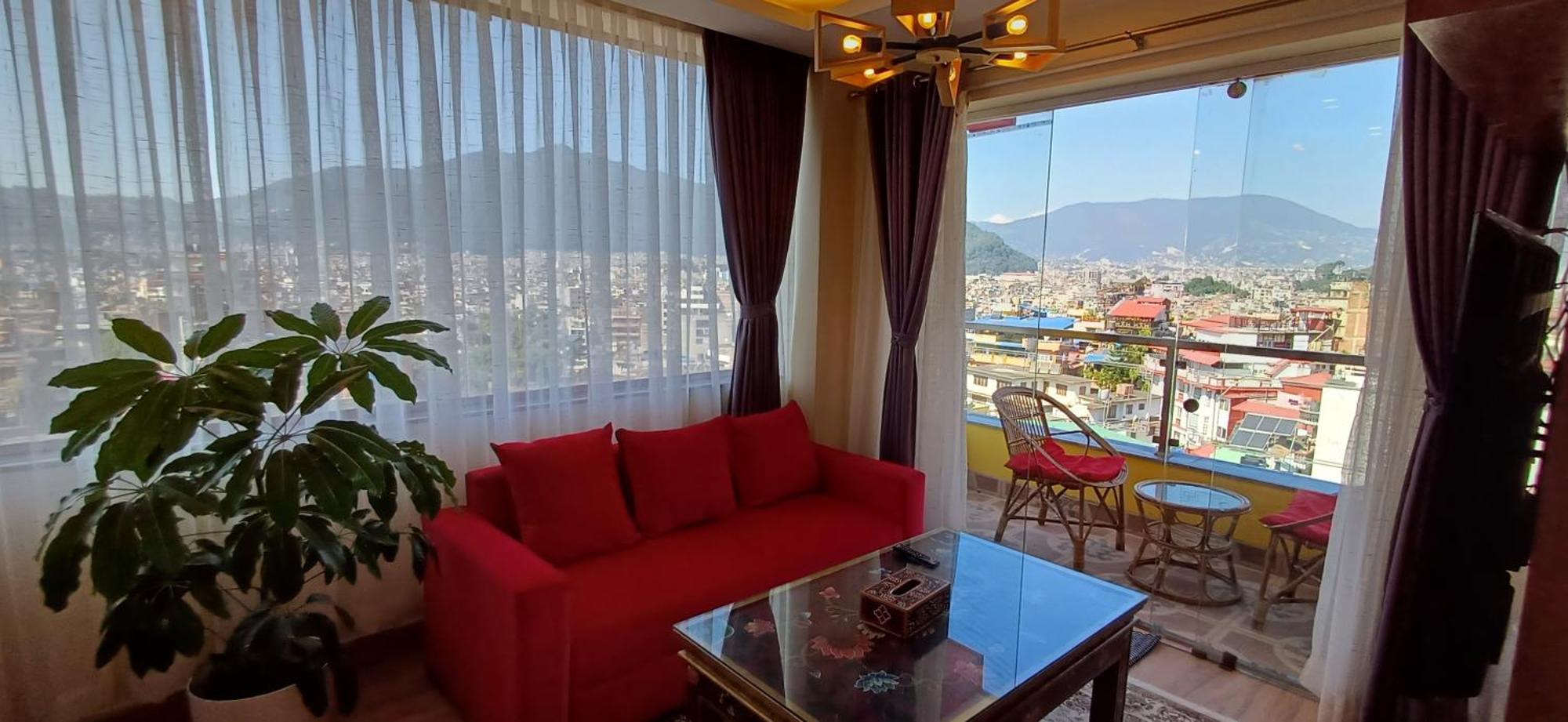 Hotel Yakroo Manang Катманду Екстериор снимка