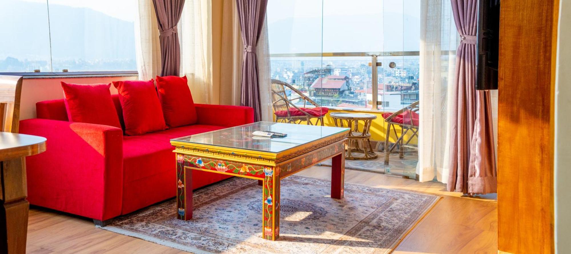 Hotel Yakroo Manang Катманду Екстериор снимка